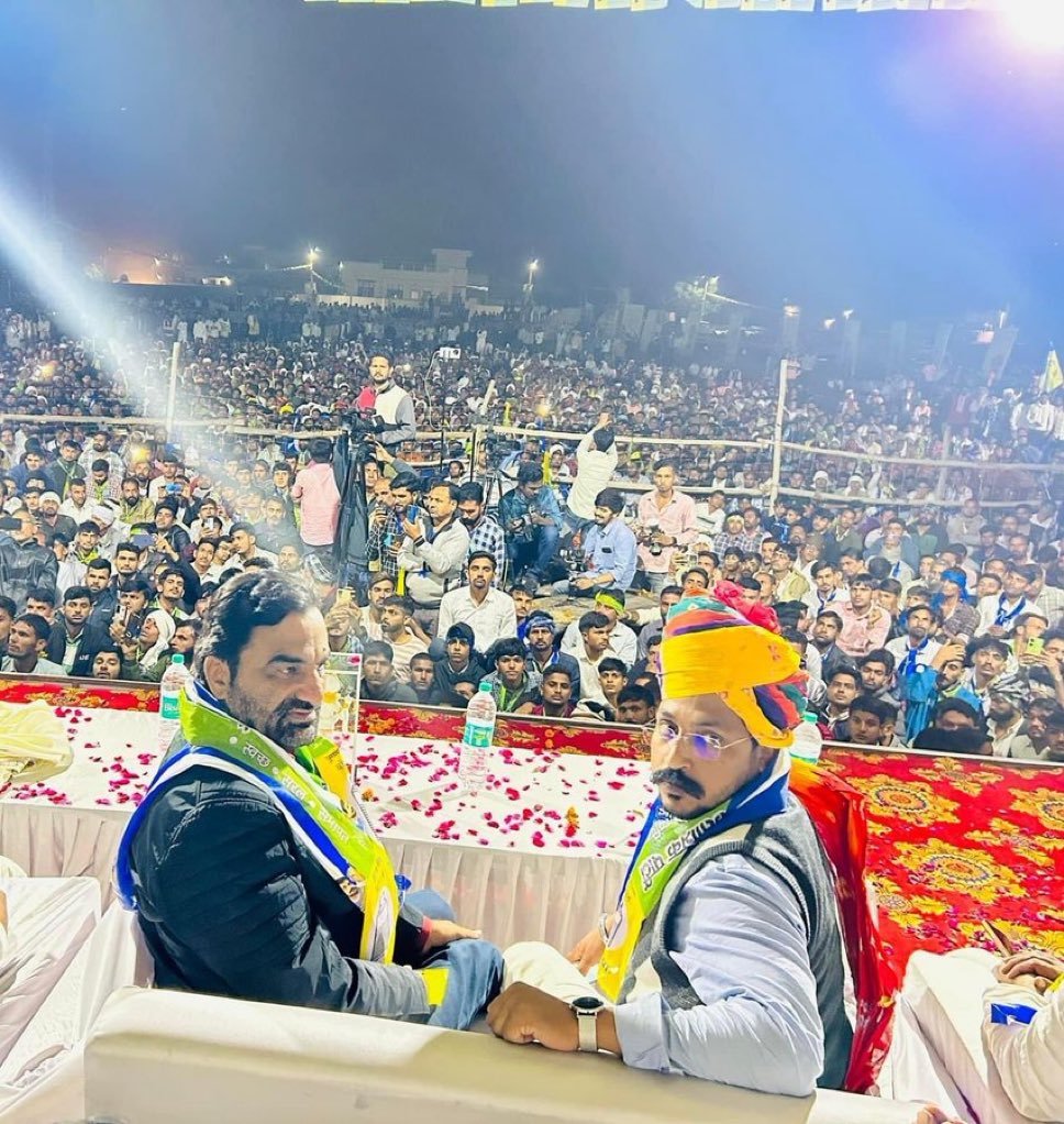 OmprakashRLP's tweet photo. नगीना से लोकप्रिय सांसद, दलितों के मसीहा आज़ाद समाज पार्टी के राष्ट्रीय अध्यक्ष बड़े भाई साहब @BhimArmyChief को जन्म दिन पर ढेरों सारी शुभकामनाएं। https://t.co/cne64VtDjv