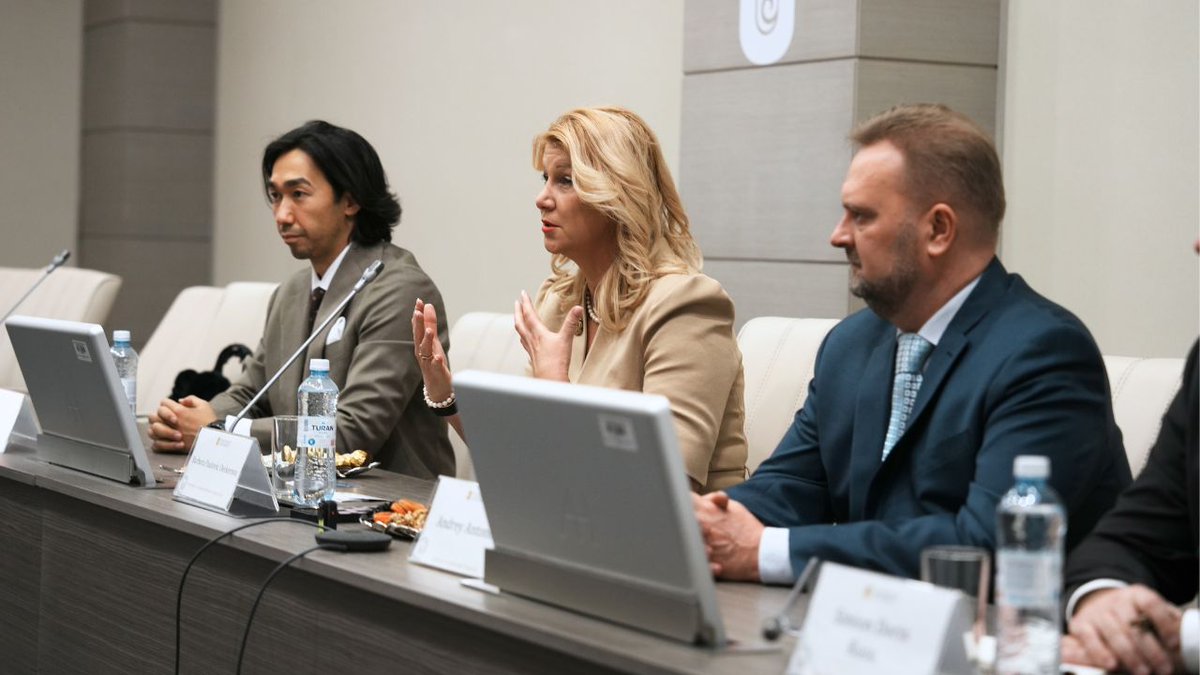 NUedukz's tweet photo. Microsoft Delegation Visits NU to Discuss Collaboration in AI and Innovation

NU welcomed a delegation from Microsoft led by Barbora Paulovič Deckerová, President of Microsoft Northern Europe and Central Asia.

Read more: https://t.co/YIUrpgXdoS https://t.co/ZlP2rzZ6r2