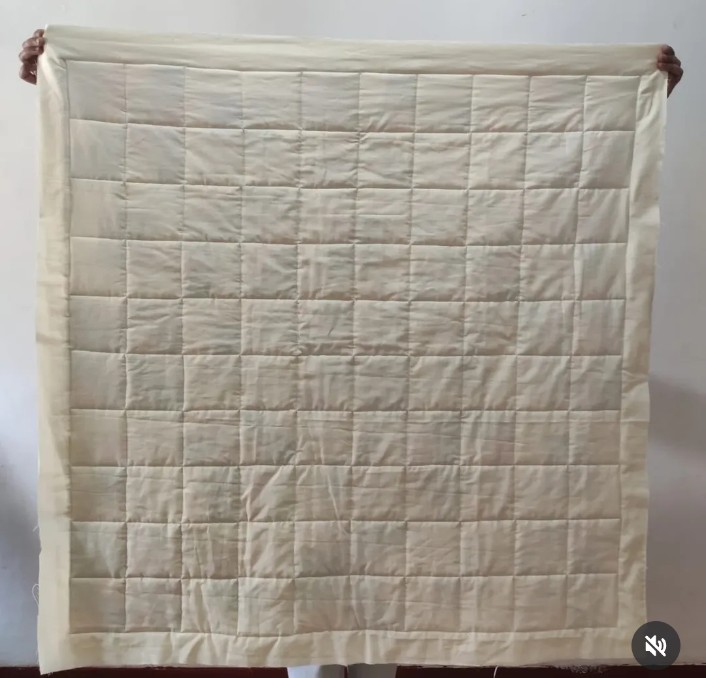 BlrQuilt's tweet image. A colourful patchwork quilt made prettier with expert longarm quilting by @quiltstudiosblr ✨
Want yours longarm-quilted? WhatsApp: +91 96067 58282

#LongarmQuilting #PatchworkQuilt #CustomQuilts