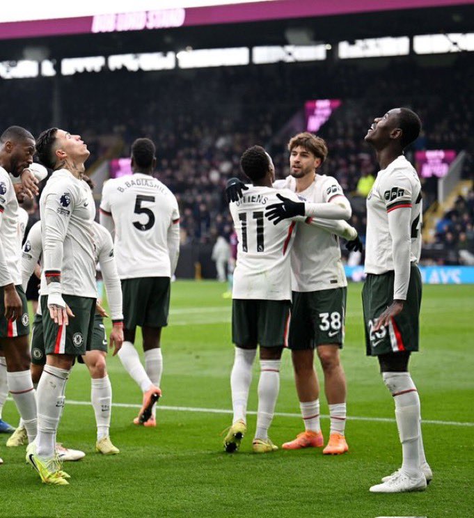 Good morning friends of Sterlhyn ☕️☀️

Let’s keep on with the hard work, don’t give up.