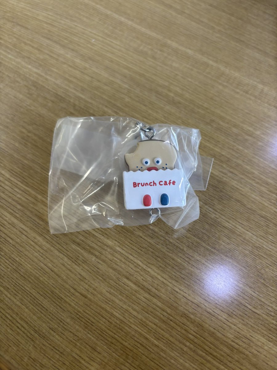 kanon2435's tweet photo. 交換
ブランチブラザー　めじるしアクセサリー　ガチャガチャ

譲　Paper bag
求　Jam

都内（新宿付近）での手渡し希望です！
お気軽にお声掛けください！ https://t.co/u7CdeMAhl9