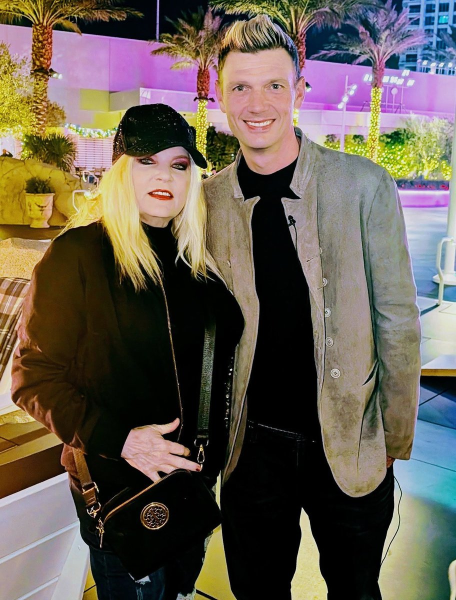 Sally_Steele's tweet photo. It was great to meet @nickcarter at the @FountaineBleau #lasvegas last weekend! He was very sweet and looks like a movie star! @backstreetboys #backstreetboys #nickcarter #sallysteelerocks https://t.co/TQ8xP60kWv