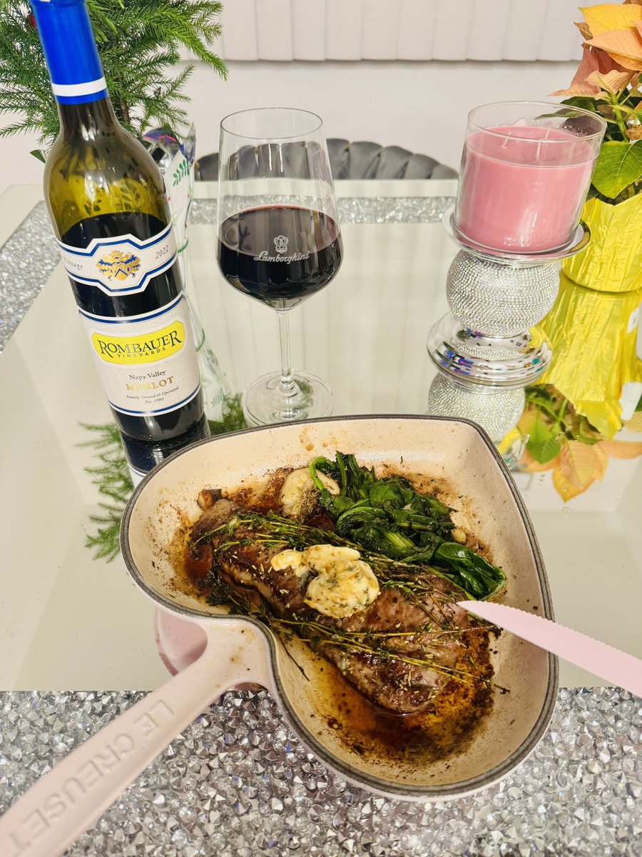 PinkYankees's tweet photo. NY strip steak with blue cheese for 1… but Baby makes it feel like a dinner date. https://t.co/0Em9kXSQLM