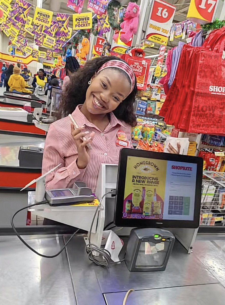 AdvoBarryRoux's tweet photo. ShopRite took over from Capitec! https://t.co/TYZcHkzRRe