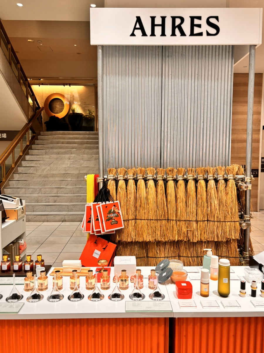 伊勢丹新宿店 1FのPOPUP では、 1点以上購入のお客様におみくじを引い