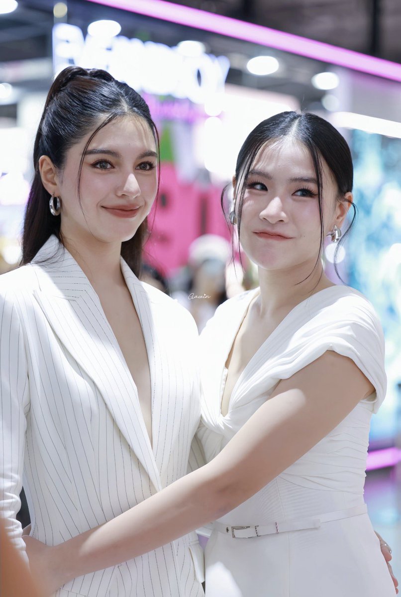 Akheeta's tweet photo. @CpnLife เชลลี่พันดาวค้าบบ #shellybenda #shellypandao #pundao https://t.co/coXqiQ9EqI