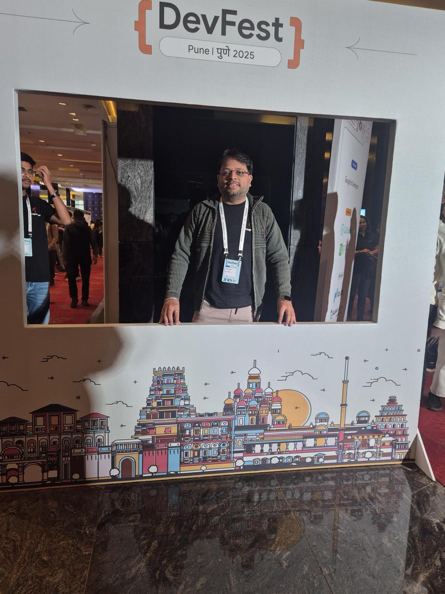 theiprogrammers's tweet image. Thrilled to be part of Google’s DevFest Pune, hosted by GDG Pune, India’s biggest community-driven tech festival! 

From Google-led insights to vibrant discussions with developers, architects, and innovators, it was a day brimming with ideas and inspiration.

#DevFest
