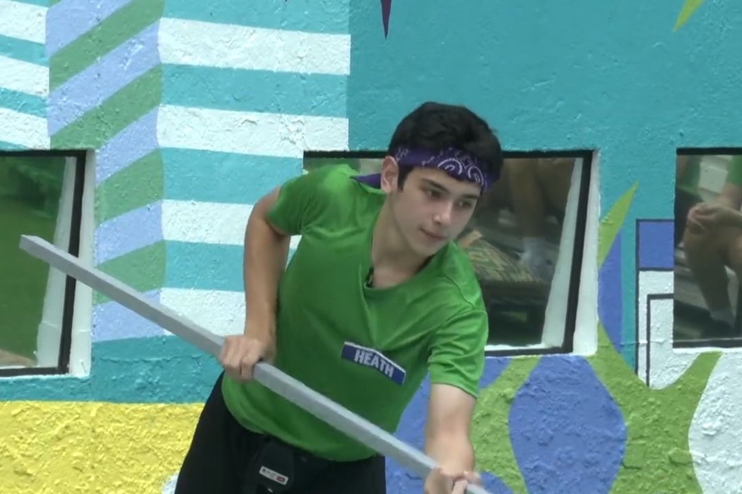 _livelovelai's tweet image. kahit magkalaban yan sila, kakampi mo kami greenwich! hawaiian 🤝 all-in

thank you for having our dear caprice and heath @greenwichpizza for this sponsored task!