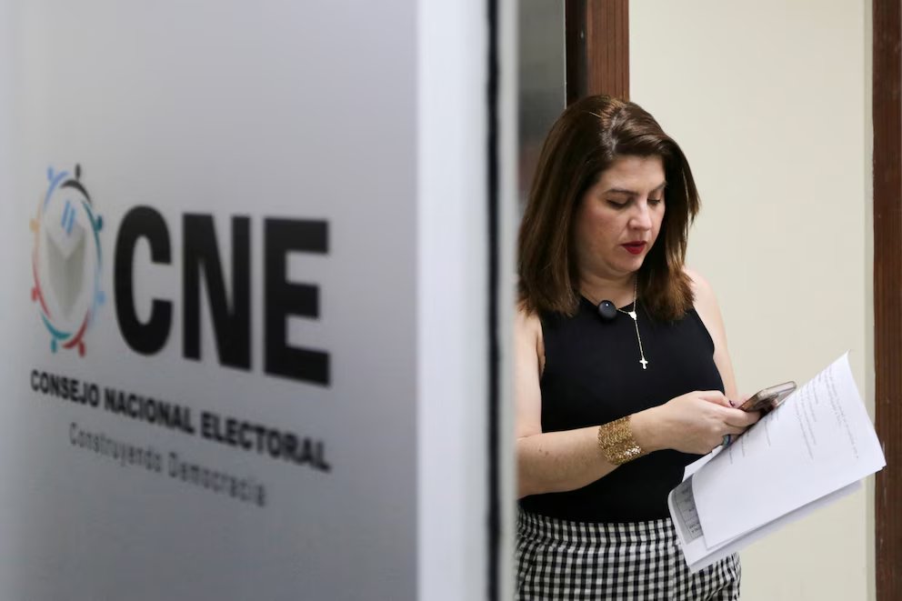 _NOALCOMUNISMO's tweet image. HONDURAS, UN FRAUDE ELECTORAL MUY CHAPUCERO. ESPERO QUE ESTADOS UNIDOS TOME ACCIONES . . .  COMO LA COMUNISTA PERDIÓ, ESTÁN FAVORECIENDO A NASRALLA SOBRE NASRY ASFURA
Elecciones en Honduras 2025: la Unión Europea cuestionó las fallas y la mala coordinación en el conteo de votos