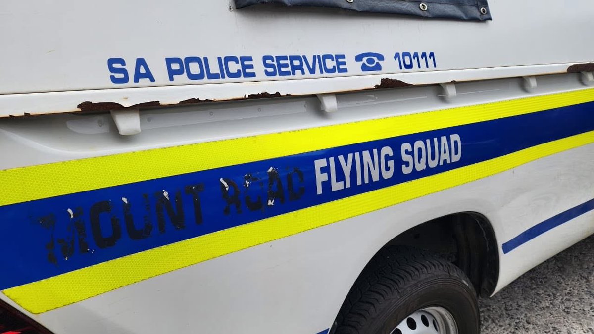 IanCameron23's tweet image. Almost a month later and NOTHING. In fact, the ONE bakkie flying squad (dying squad) had left in PE is now also in for ‘repairs’. 

And here was the initial ‘windgat’ response to @dailymaverick by the district commissioner after our visit: ‘In fact, Nelson Mandela Bay (NMB)…