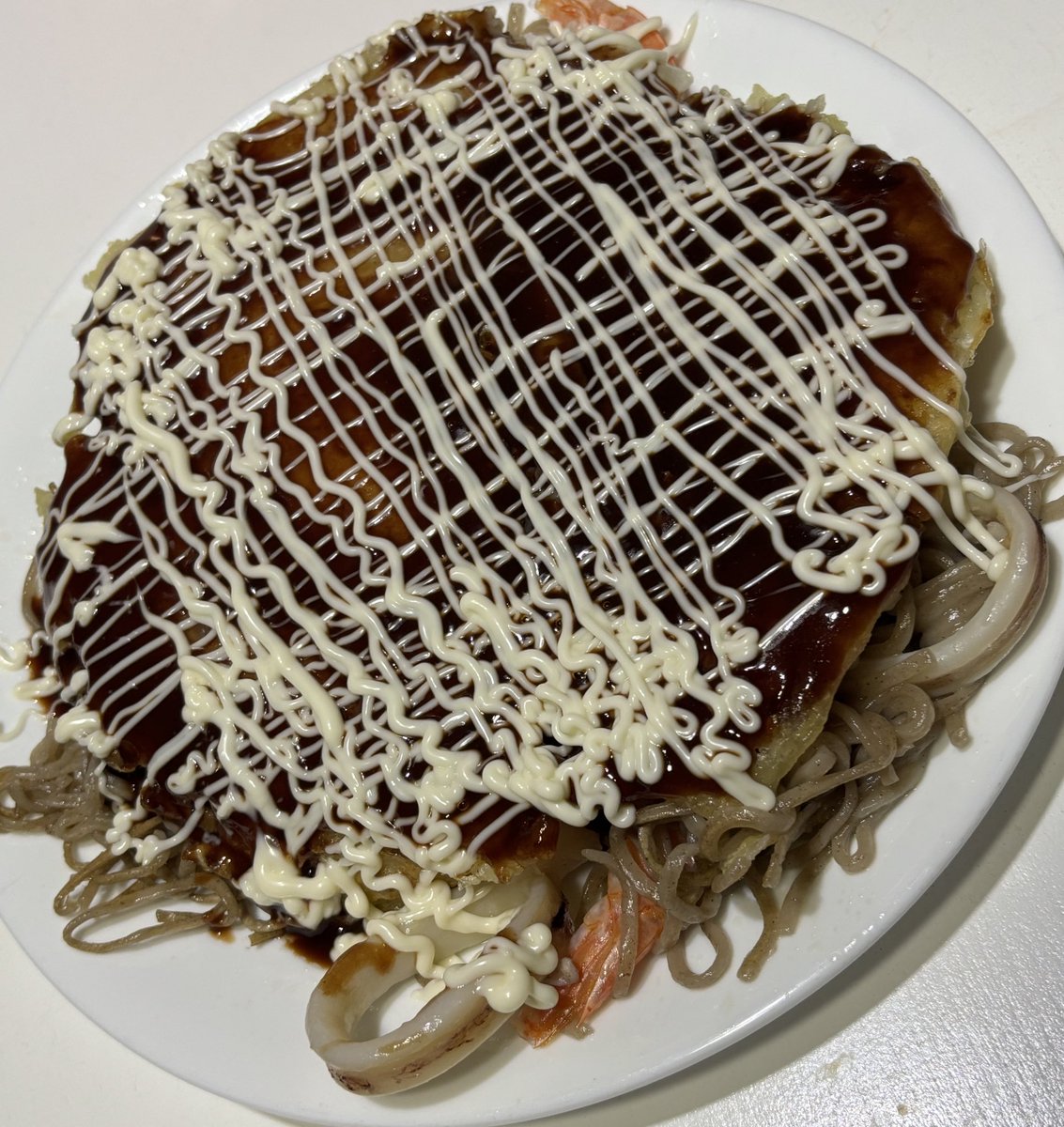 오늘은 메밀면을 넣오 만든 히로시마식 오코노미야끼~ 😋