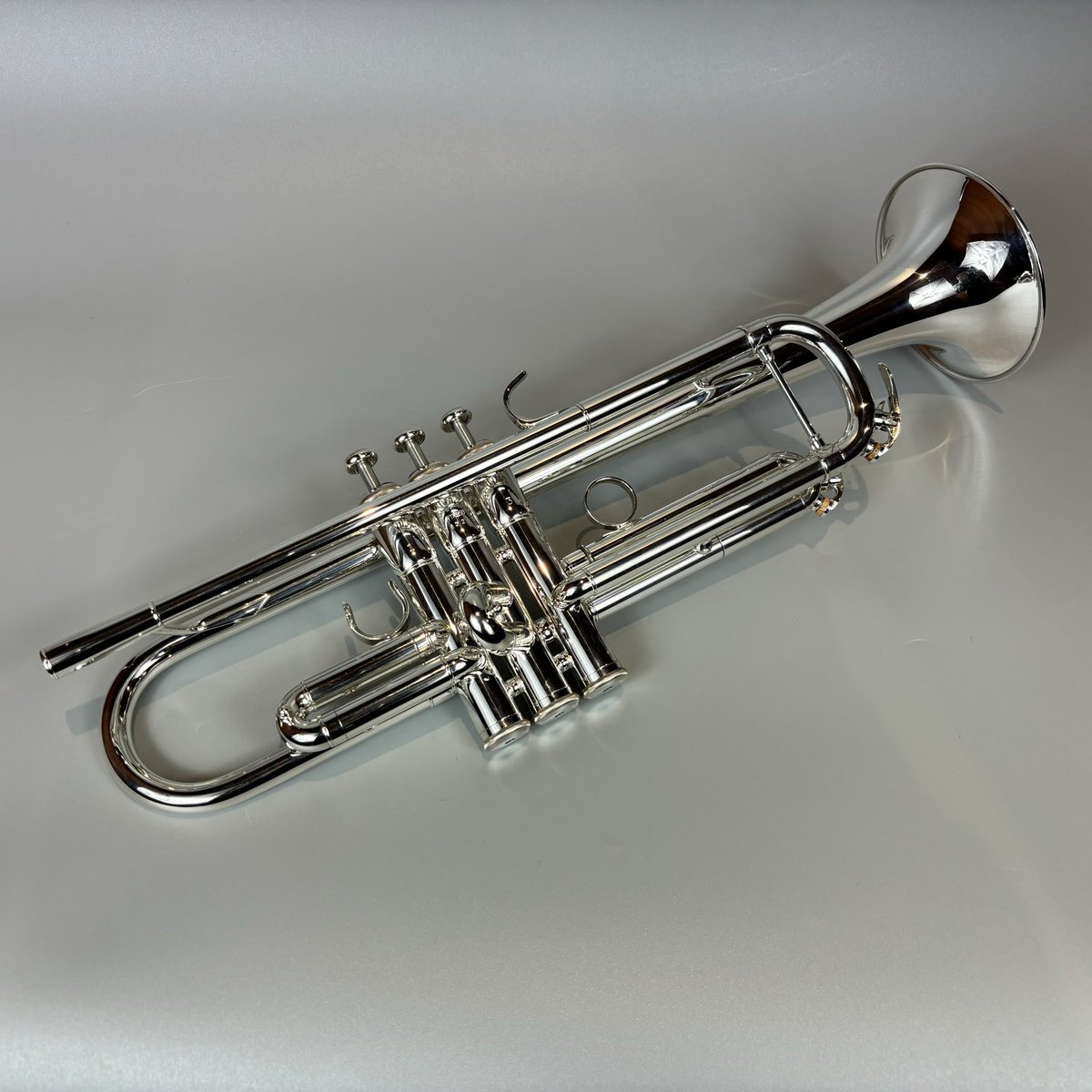 シュトラ 2枚 旧枠 中古管楽器🎺】 ヤマハの中古トランペットを2本入荷しました！ 同じYTR