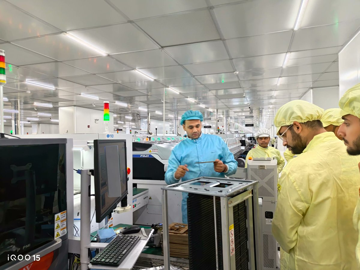 nipunmarya's tweet image. An exclusive look inside the craft and precision that power every iQOO device. Our #iQOOCommunity witnessed innovation up close.

Explore the full thread: community.iqoo.com/in/thread/1246…