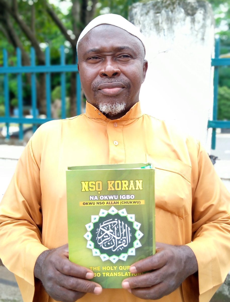 This man here is running Hausa/fulsni streets pretending to be an Igbo Muslim 😂😂

The kind Money the Hausa/fulanis are giving this scammer here claiming to be an Igbo Muslim is huge. 

The man just Dey chop their money Dey go. 😂

Igbo Muslims only exist online for financial