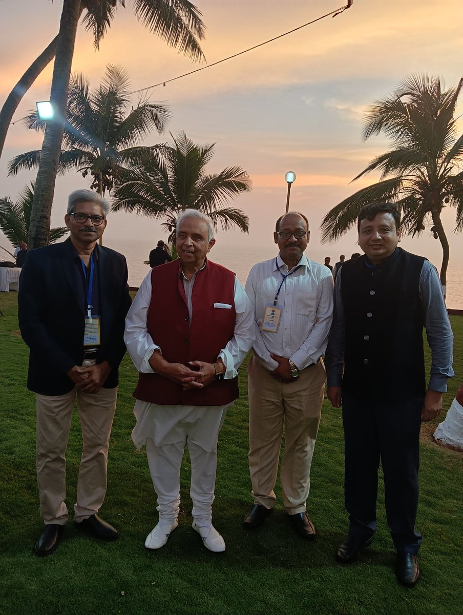 TatachemG's tweet photo. Memorable moments: 29 November, 2025 Great Felicitation Ceremony of Hon'ble Governor Shri Acharya Devvrat ji at Mumbai and our visit to Governor's Residence on the same day. https://t.co/HKzoPMd3JK