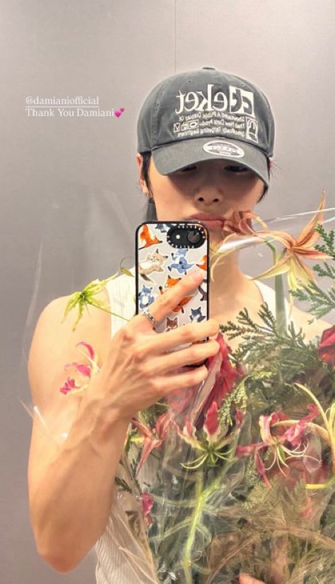 skz_lvy's tweet image. blah blah blah… proper name… place name… backstory stuff...