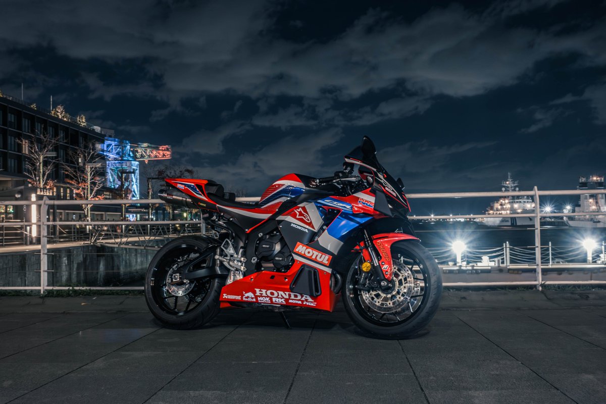 アルミステムマウントにiphone乗せたらカメラ壊れたじゃないか！ロクダボ君！！！！！かっこいいからいいよ！（修理費無料でした）