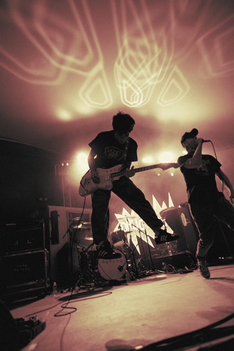 Reilly’s Bad Photos tweet media