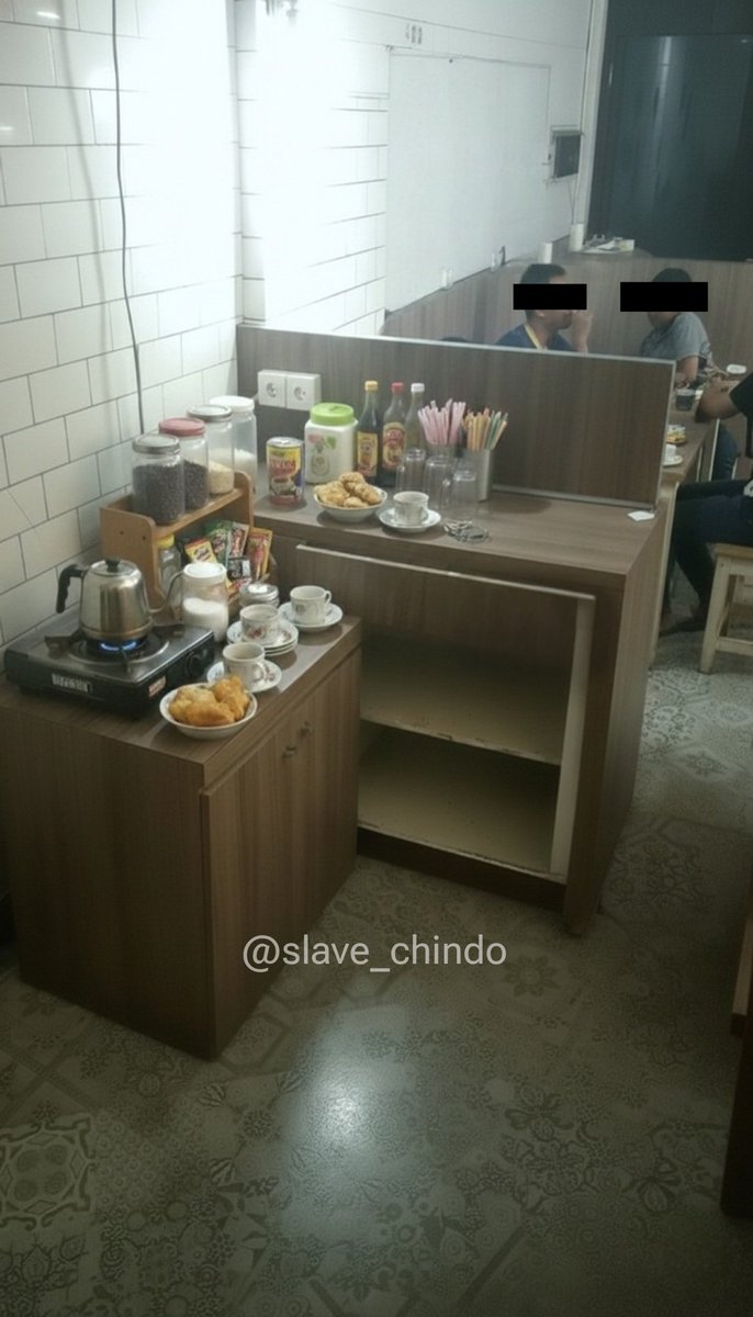 Slave Chindo tweet media