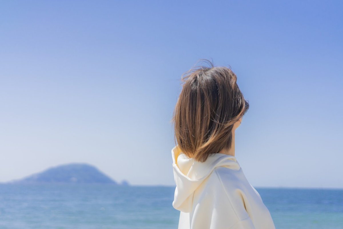 Image for the Tweet beginning: 🌙 振られても追わない人の強さと魅力🌙

━━━━━━━━━━━━━━━━
・感情に流されず冷静に受け止める🕊️
・自分軸があるからブレない🌿
・別れの中にも優しさがある💫
━━━━━━━━━━━━━━━━

静かな強さほど、記憶に残る。
👉「追わない潔さ」の理由とは？… 