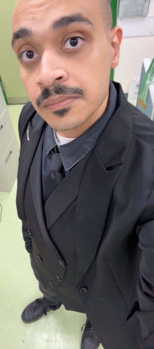 مداوم بكرفتة عشان ما اكرف واخرتها اروح الصناعية