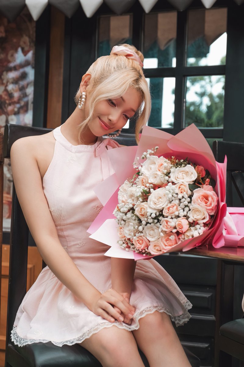 UNIS_offcl's tweet image. Tis the season 🎄💝

#UNIS #유니스
#GEHLEE #젤리당카