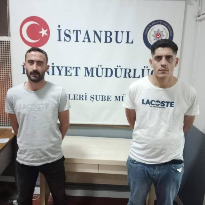 Sayın <a href="/yilmaztunc/">Yılmaz TUNÇ</a> hani Türkiye bir hukuk devletiya bu o.çocukları 9 yıl hapis cezası almışken hangi şerefsiz hakim 1 yıl sonra 5. cinsel saldırılarını gerçekleştirsin diye mi serbest bırakılıyor, hiç rahatsız olmuyor musunuz?
Tacize uğrayan kardeşimizi koruyacabilecek misiniz?