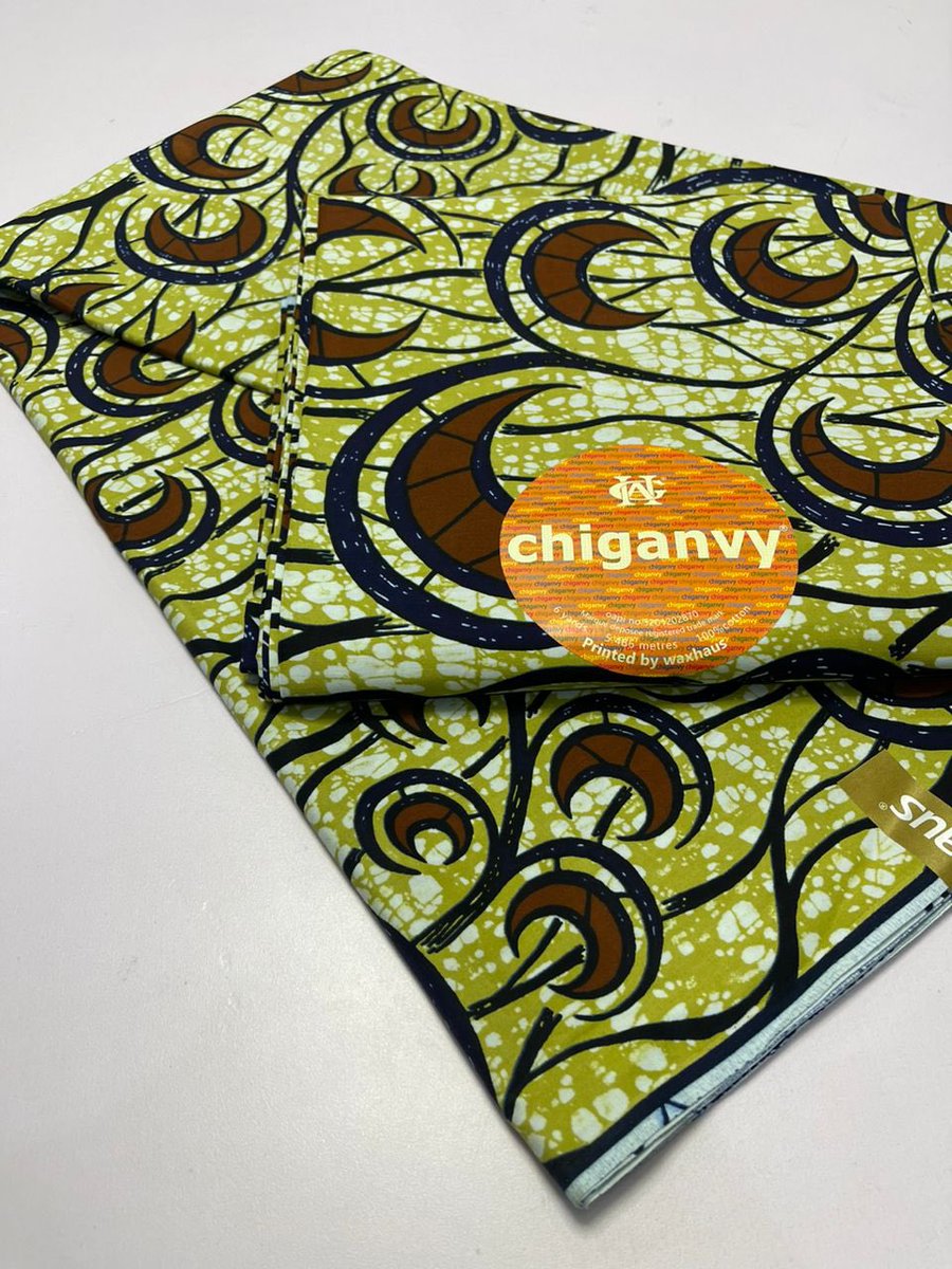 Pick 1 or 2 😍😍

Cotonou Chiganvy  Prints 😍😍

Price:25,000/6 Yards Only 

Location Lagos
Nationwide delivery

If this comes to your TL,Edakun retweet🙏🏼.