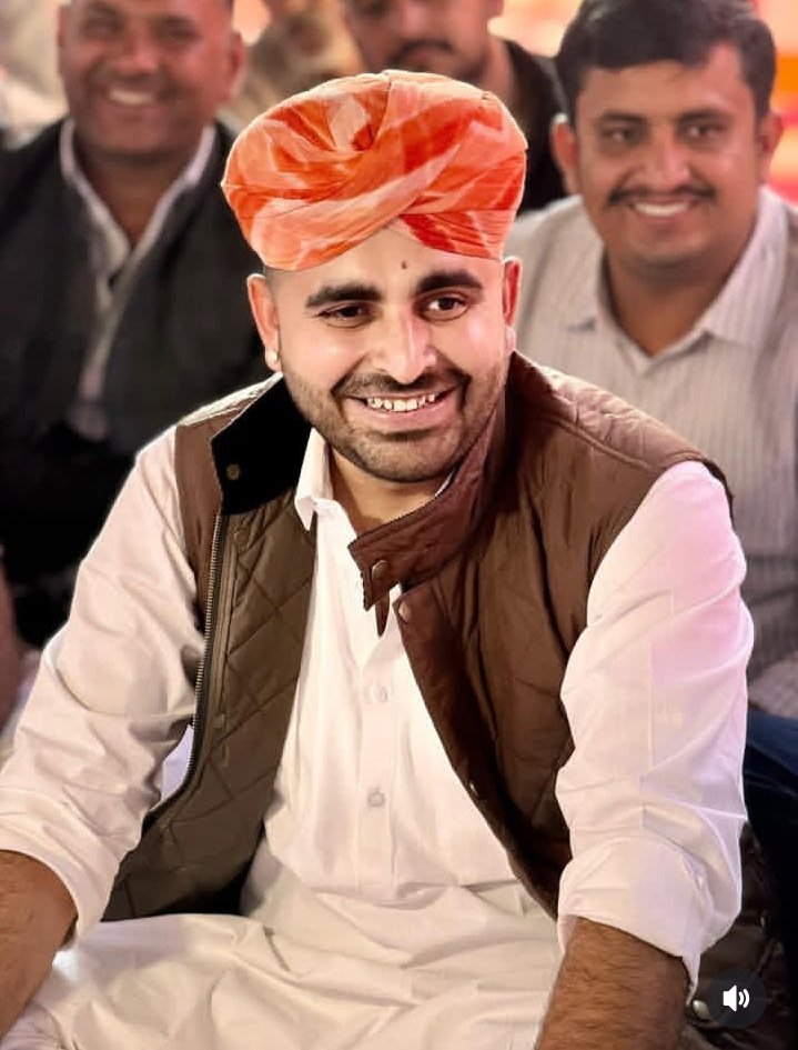 Swaroopsrajput's tweet image. जन्मदिवस री घणी घणी शुभकामनाएं हुक्म 🙏
@RavindraBhati__

#HappybirthdayRSB #HappyBirthday