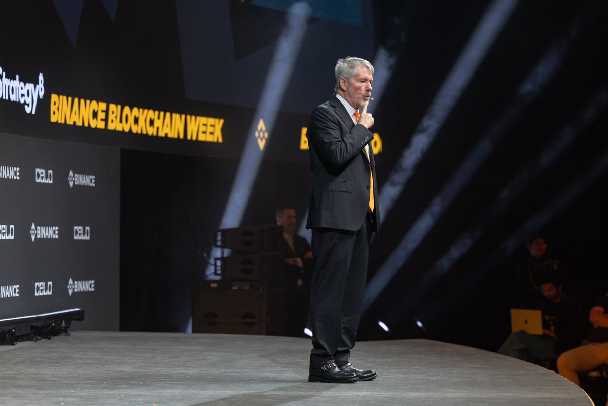binance's tweet image. .@MicroStrategy&apos;s @saylor took to our main stage at #BinanceBlockChainWeek and spoke about the undeniable case of Bitcoin.

“Bitcoin is the foundation of economic markets — its trading power exceeds Google, Microsoft, and even the Navy’s spending power.”

“This is not rhetorical…