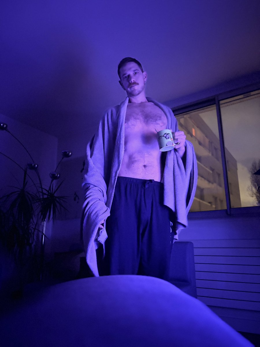 hot physio tweet media