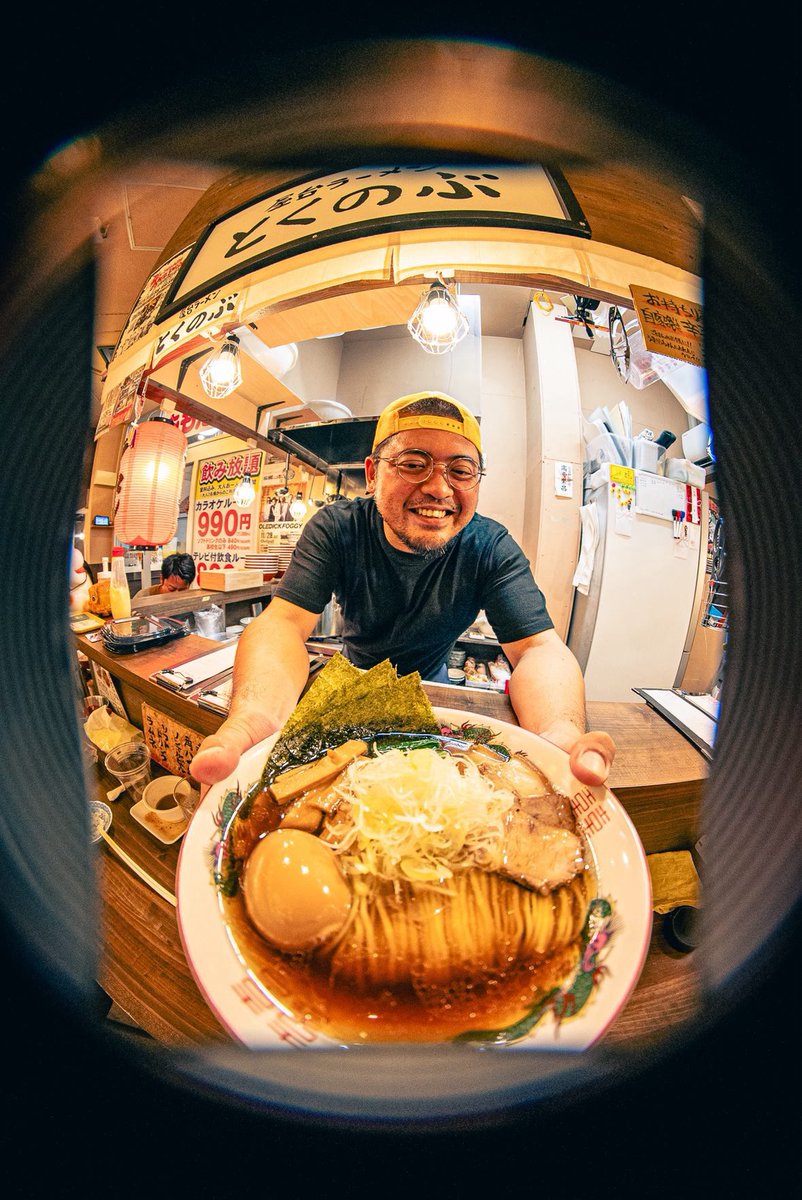 【このあと18:00オープン】本日もとくのぶをよろしくお願いします！
北風バーバーで寒くなってます！それ即ちラーメン日和！今夜のラーメンは一段と美味いはずです😁♨️
あなたのラーメンチャージ、お待ちしております😁🍜