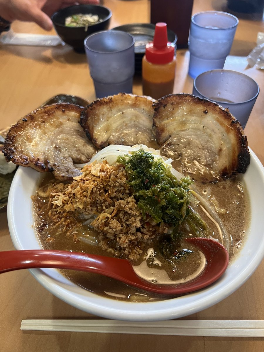 varias_t's tweet image. 朝ごはん、どっちも軽いから0キロカロリーだ！笑
欲張りさんでいいねぇ☺️
俺はお昼に味噌ラーメンを食べたよ！
夜は何食べようかなぁ…
グラコロなんていいなぁと思ってる🤔

#蔵盛妃那乃一筆