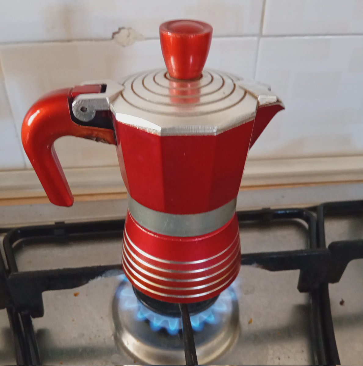 massimo_andolfi's tweet photo. Mattina di stelle, caffè di sogni...
Un buon caffè, un cuore pieno di speranza...
Buongiorno! ☕️
#Buongiorno #Caffè #Poesia #Mattina #Sogni #Speranza https://t.co/B2u6Fs7eVe
