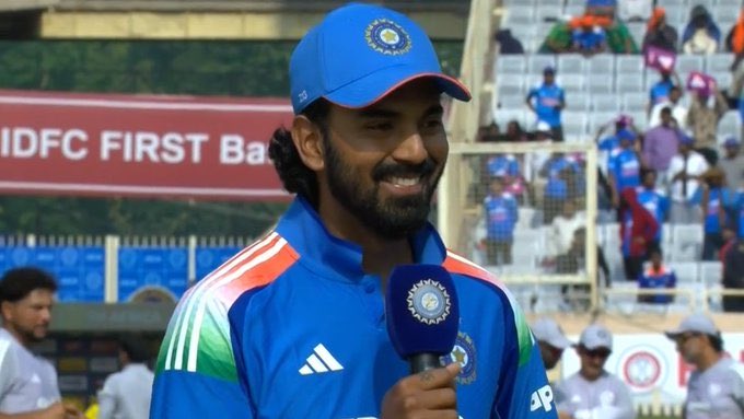 mufaddal_vohra's tweet photo. INDIA HAVE NOW LOST 20 CONSECUTIVE TOSSES IN ODIS. 🤯

- The probability of this happening is 1 in 1,048,576 or 0.00095367%. https://t.co/fsTGw8VSin