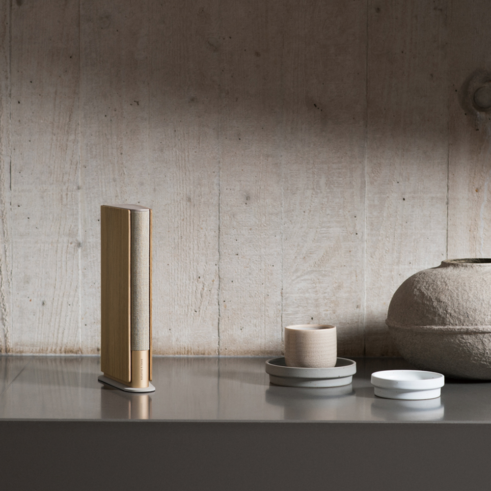 アウトレット】 B&Oのワイヤレススピーカー《Beosound Emerge》が追加