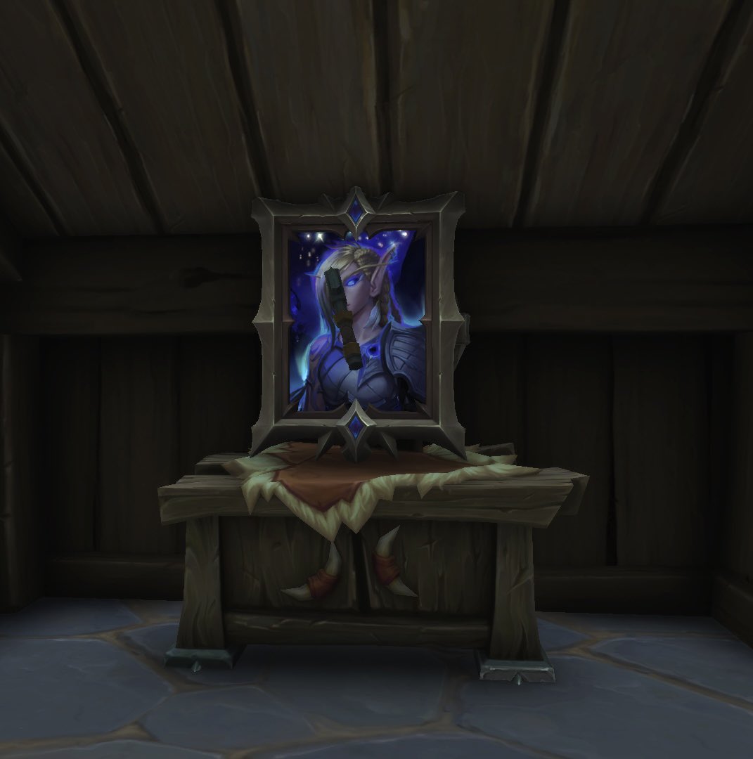 WoW housing is going great so far! Had a nice place for my Alleria portrait 🖼️