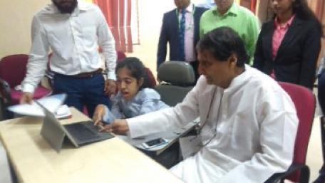 sureshpprabhu's tweet image. अंतर्राष्ट्रीय दिव्यांग दिवस पर उन सभी दिव्यांग भाई-बहनों की अदम्य इच्छाशक्ति, संघर्ष-शक्ति और उपलब्धियों का सम्मान करता हूँ, जो समाज को निरंतर प्रेरणा देते हैं। 🙏🏻

आपके अद्भुत साहस, समर्पण और दृढ़ संकल्प को नमन! आपकी उपलब्धियाँ समाज के लिए मार्गदर्शक हैं और हमें सिखाती हैं कि…