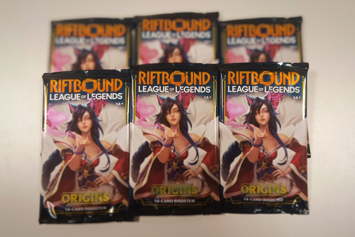 Small casual sealed <a href="/playriftbound/">Riftbound</a> ;)
My first booster packs! 
It was fun.
#riftbound