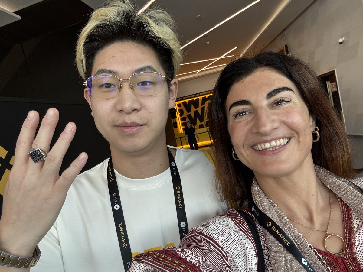luciaq84's tweet photo. One of the things I love more about global @binance events is meeting hardcore and passionate crypto friends such as @blueshirt666
Who is there? Let’s Connect!
#BlockchainWeek2025 #Dubai #Crypto https://t.co/Jq8z0p8307
