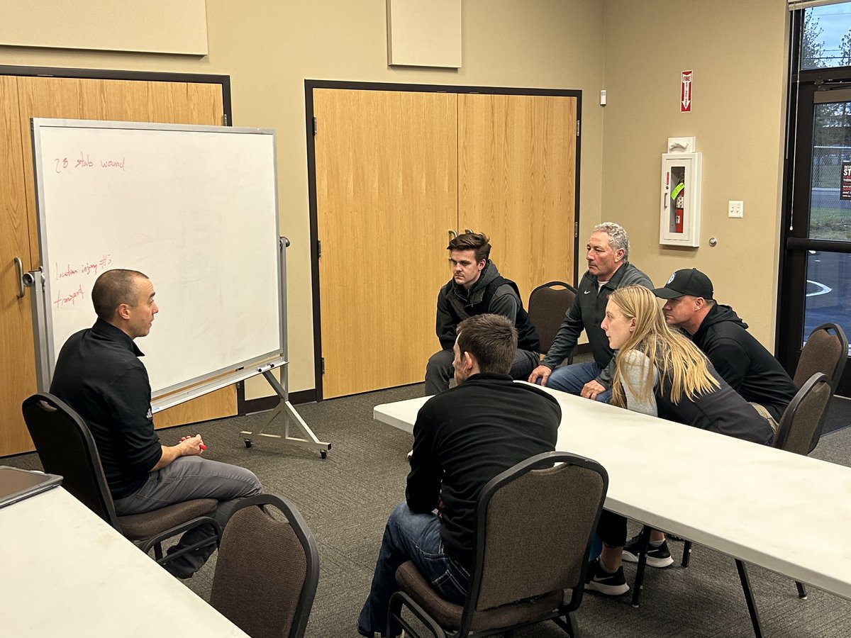 Airlift Northwest tweet media