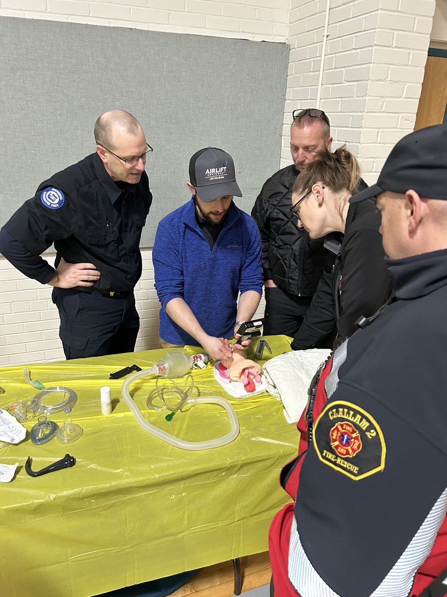 Airlift Northwest tweet media