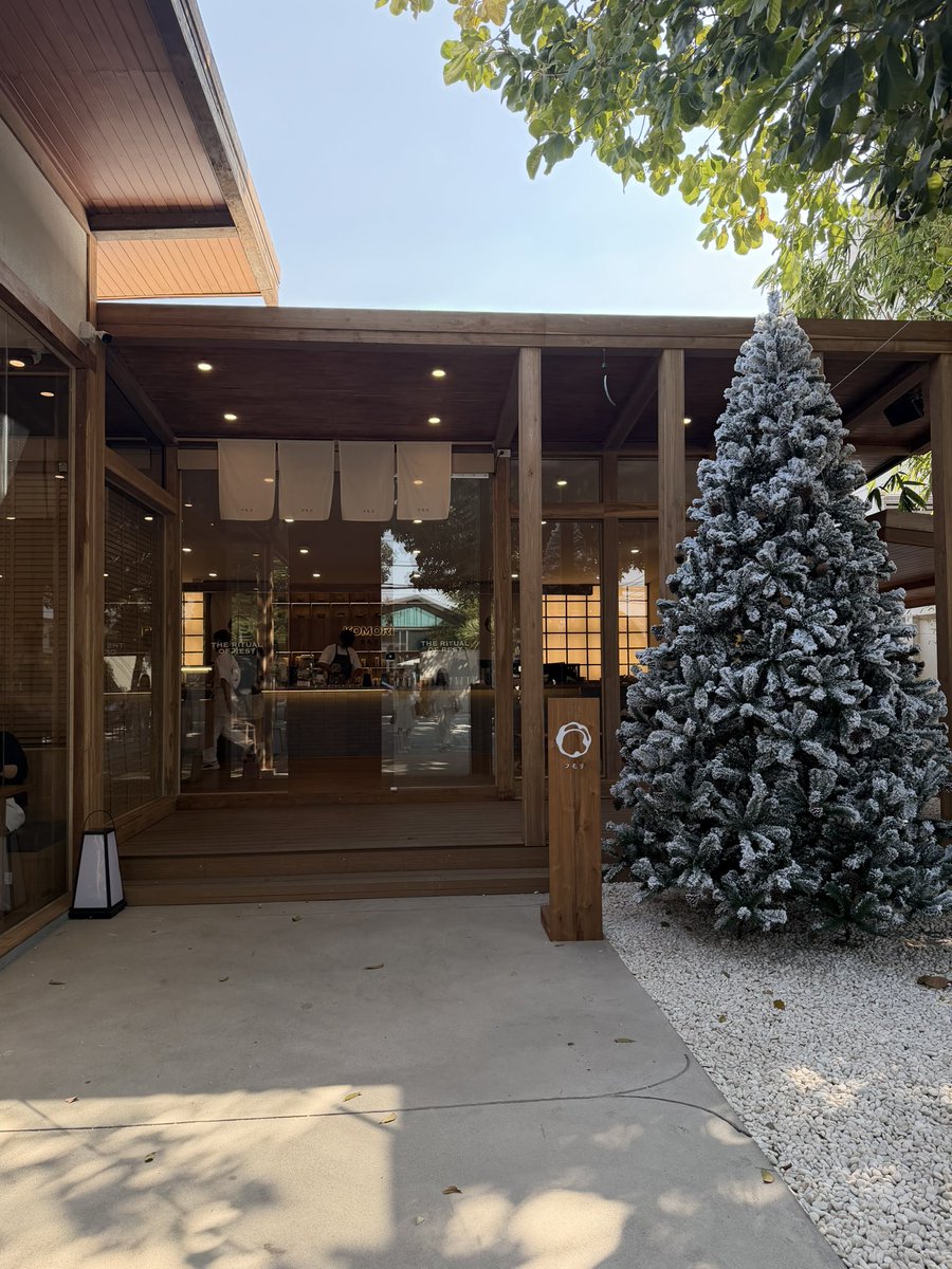 nnanaeeee_'s tweet photo. ร้านมัทฉะเปิดใหม่ฝั่งธน Komori Tea House
ชอบมากกมัทฉะมีให้เลือกเยอะ หลายเกรด ขนมอร่อย ตกแต่งแบบญี่ปุ่น ไปนั่งทำงานชิลๆ หรือถ่ายรูปก็ได้ ไว้ไปซ้ำอีกแน่ https://t.co/FceDjKVta0