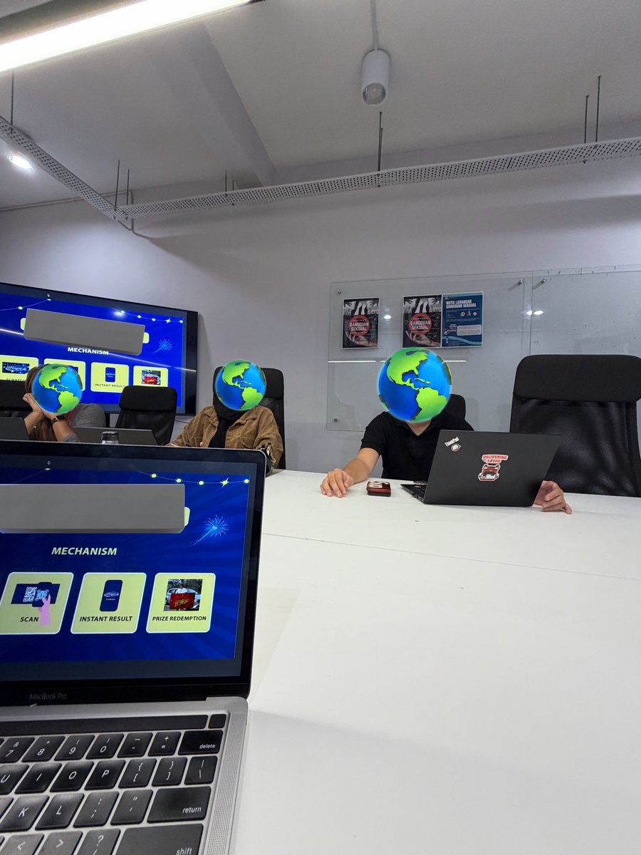 ninjavanhq's tweet image. Meeting dengan team ninjavan. Tapi diorang taktahu i lah ninjavanhq sebenar!!!! 😏