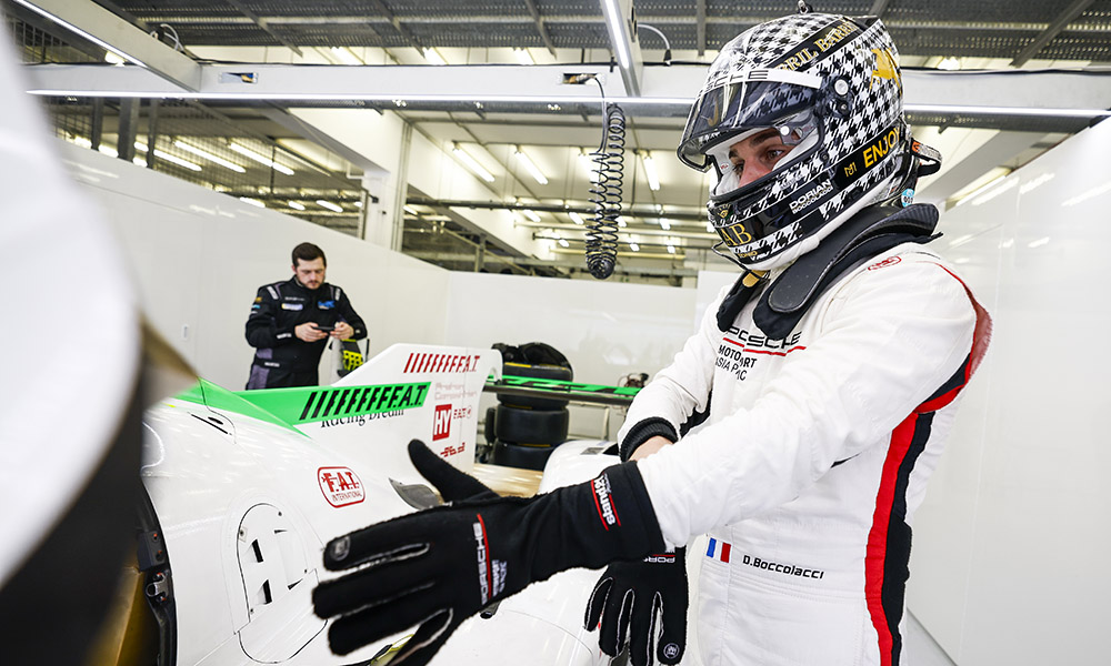 🗨️ REFLECTIONS ON A BUSY YEAR: <a href="/DorBoccolacci/">dorian boccolacci</a> feels he has become "more completed" thanks to the year he spent as <a href="/PorscheMAP/">Porsche Motorsport Asia Pacific</a>'s Selected Driver, which included a first run in the Porsche 963 in the <a href="/FIAWEC/">FIA World Endurance Championship</a> rookie test.

➡️ sportscar365.com/lemans/wec/boc…