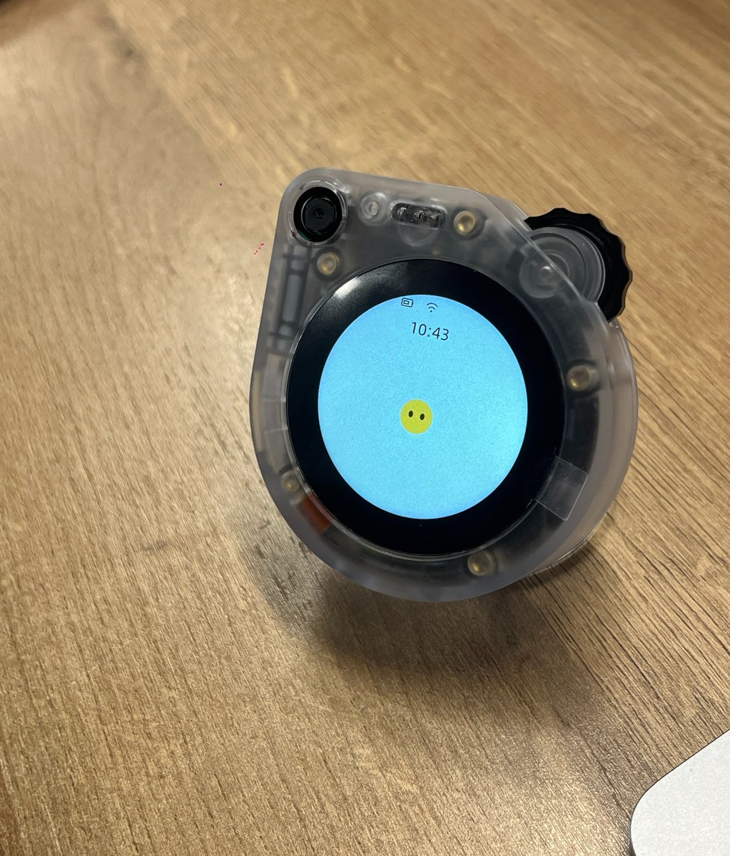 seeedstudio's tweet image. 🚨 Exciting news! The official tutorial for integrating Watcher XiaoZhi with reComputer for face recognition is now live on our wiki!
This powerful feature opens up many possibilities:
🚶‍♂️ Seamless access control in smart environments
🛒 Personalized experiences in retail and…