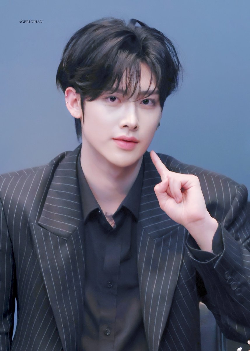 𝑨𝑮𝑬𝑹𝑼𝑪𝑯𝑨𝑵. tweet media