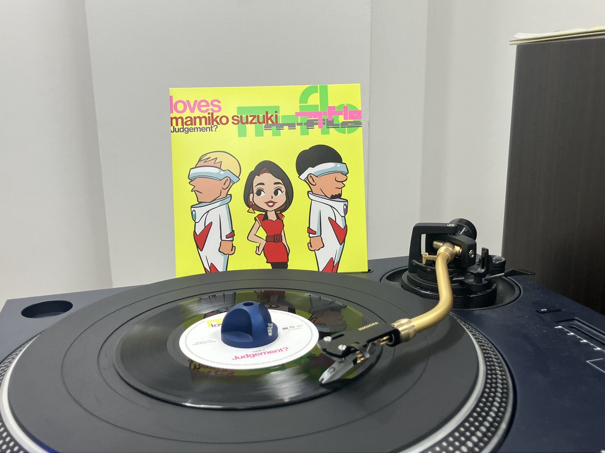 【新品】I'm donut? m-flo 鈴木真海子 レコード I'm donut ?中目黒店にて今年6月の二日間、200枚限定で販売されたm-flo