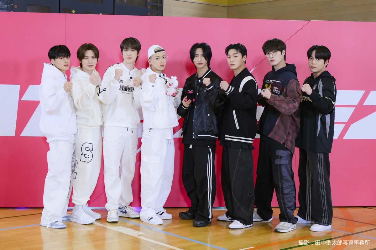 wowow_mj's tweet photo. ／
真っ白な衣装でかっこよくキメる
#ATEEZ が気になる皆さまへ📢
＼

WOWOWオンデマンドでは
#エイティーズ のライブ🎤や
インタビュー番組🎙️運動会⚽️🎯の模様を配信中！

素敵なパフォーマンスをチェック✅
ご視聴はこちら👇
https://t.co/YjLsILJnCD

彼らの魅力がたくさんの方に届きますように🌟 https://t.co/ib6YKYZsUF
