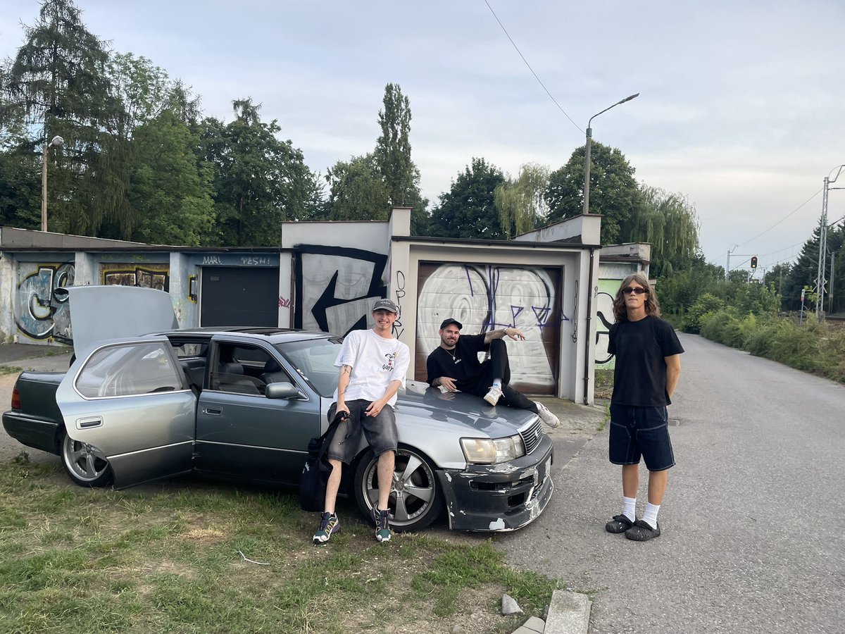 Good Morning💙
How is your night? I slept very poorly🥲